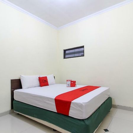 Reddoorz Near Rumah Sakit Condong Catur Maguwo Kültér fotó