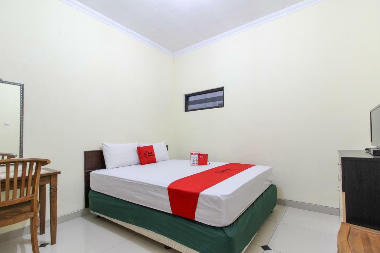 Reddoorz Near Rumah Sakit Condong Catur Maguwo Kültér fotó