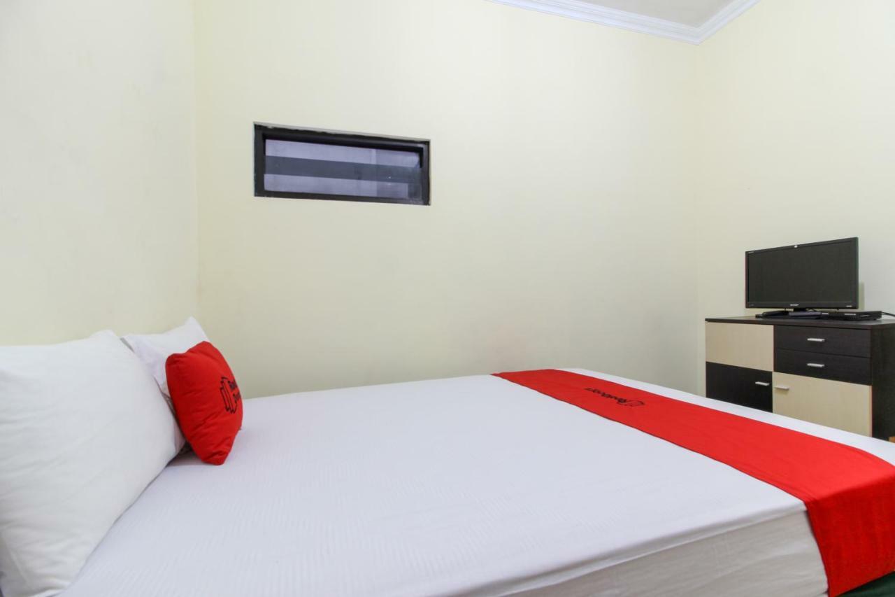 Reddoorz Near Rumah Sakit Condong Catur Maguwo Kültér fotó